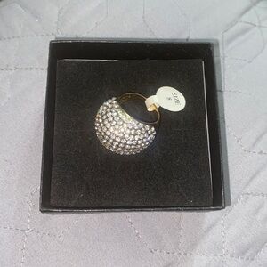 Gold Tone Sparkly Ring